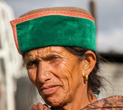 India-32-sangla-woman.jpeg